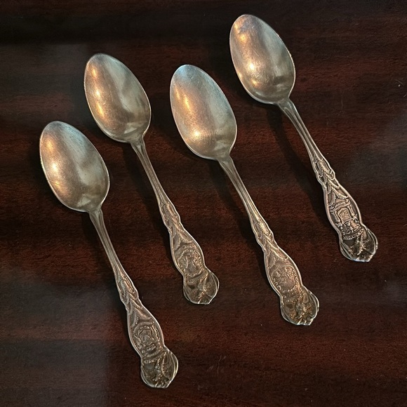 Vintage William Roger’s USA States Spoon Eagle AA Silver Teaspoons Set of Four - Picture 1 of 4